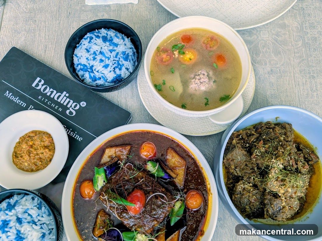 Bonding Kitchen Menu and Food