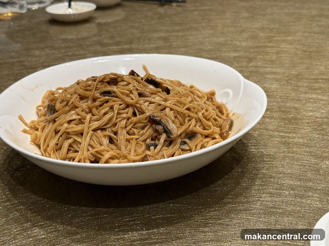 Noodles with Mushrooms