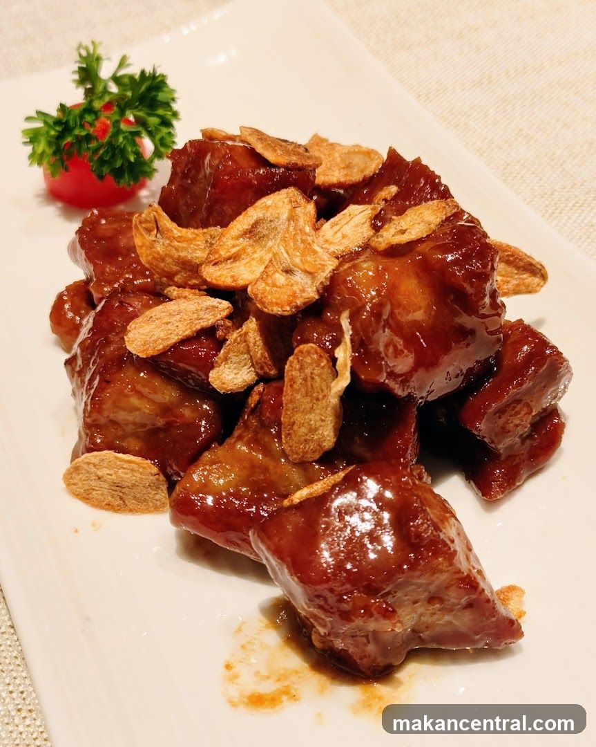 Braised Pork Belly with Crispy Garlic