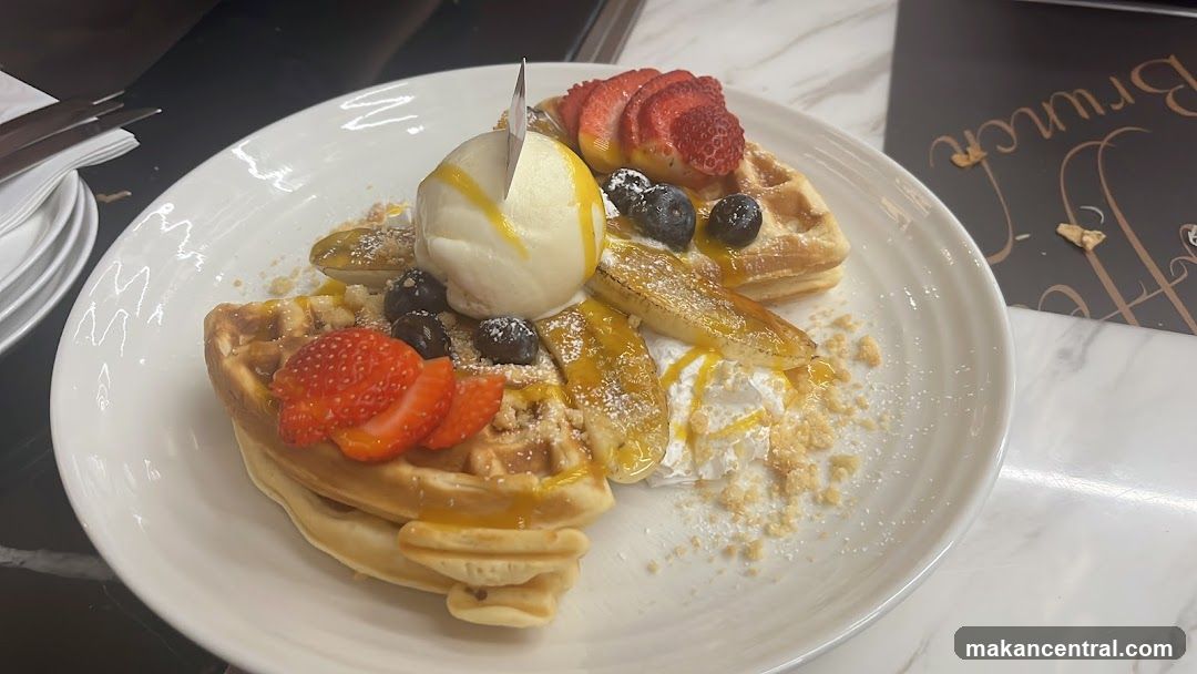 Waffles with Ice Cream and Fruit