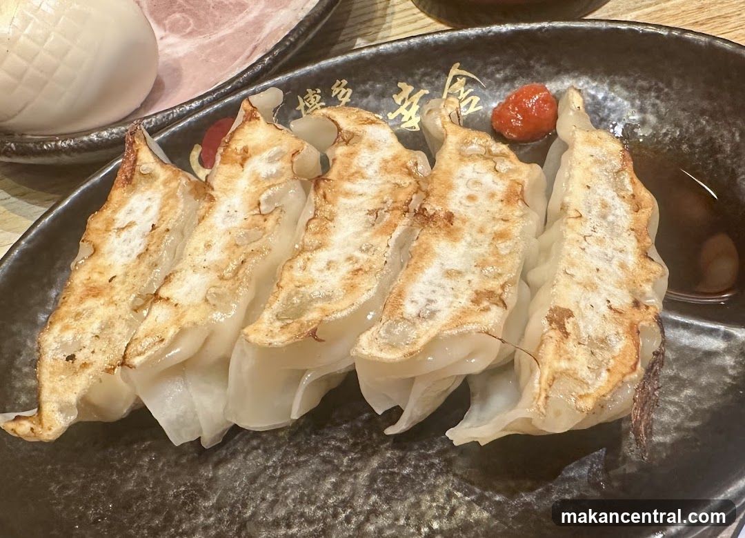Gyoza on Plate