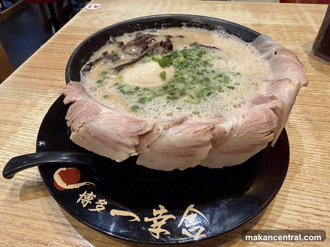 Ramen dish