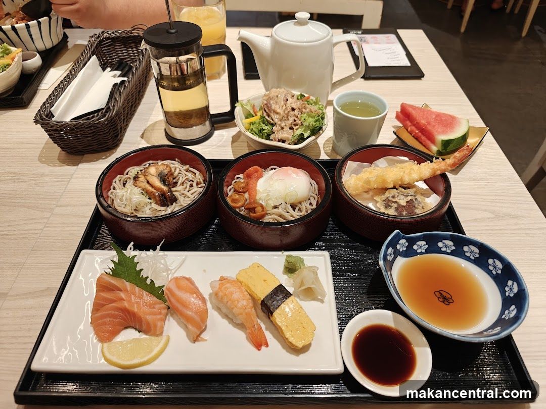 Restaurant Interior Dining Table