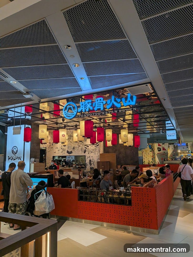 Tonkotsu-Kazan Ramen Shop Interior