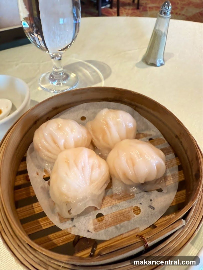 Dumplings in Bamboo Steamer