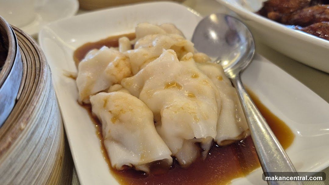 Dumplings with Sauce