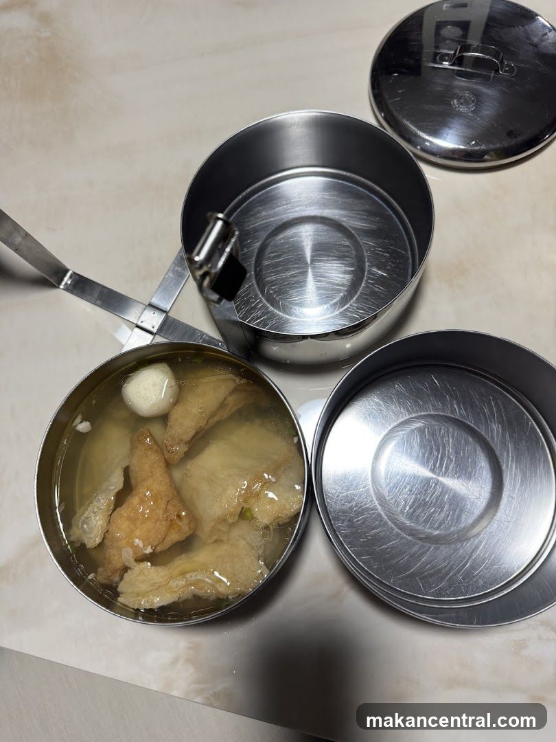 Metal containers with food