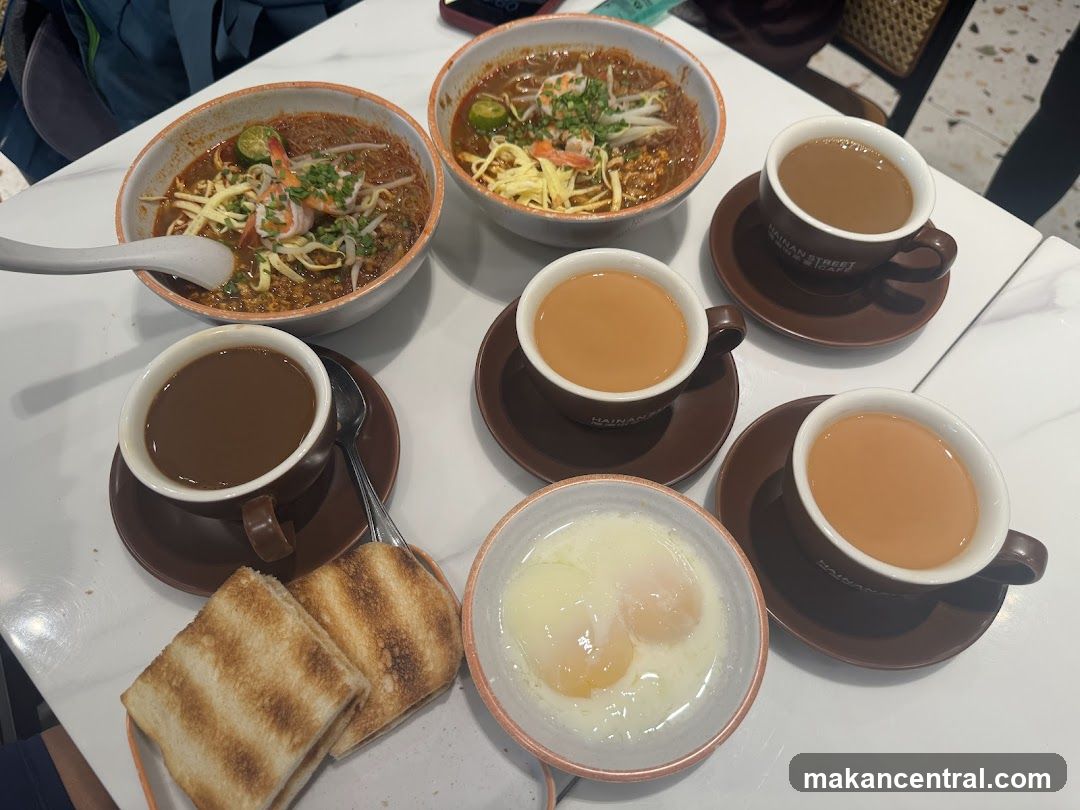 Table Setting at Hainan Street Cafe