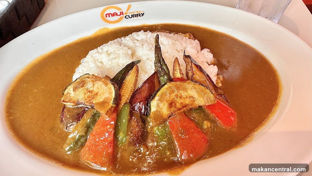 Curry dish at Maji Curry