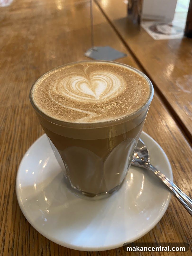 Coffee with Heart Latte Art