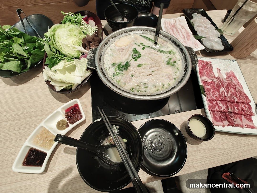 Hot Pot Dining Table