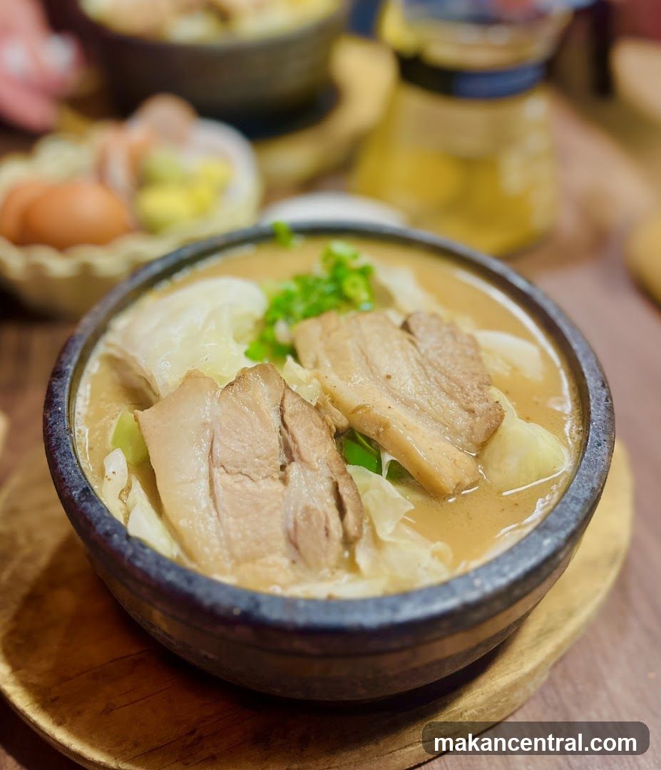Food dish in ceramic bowl