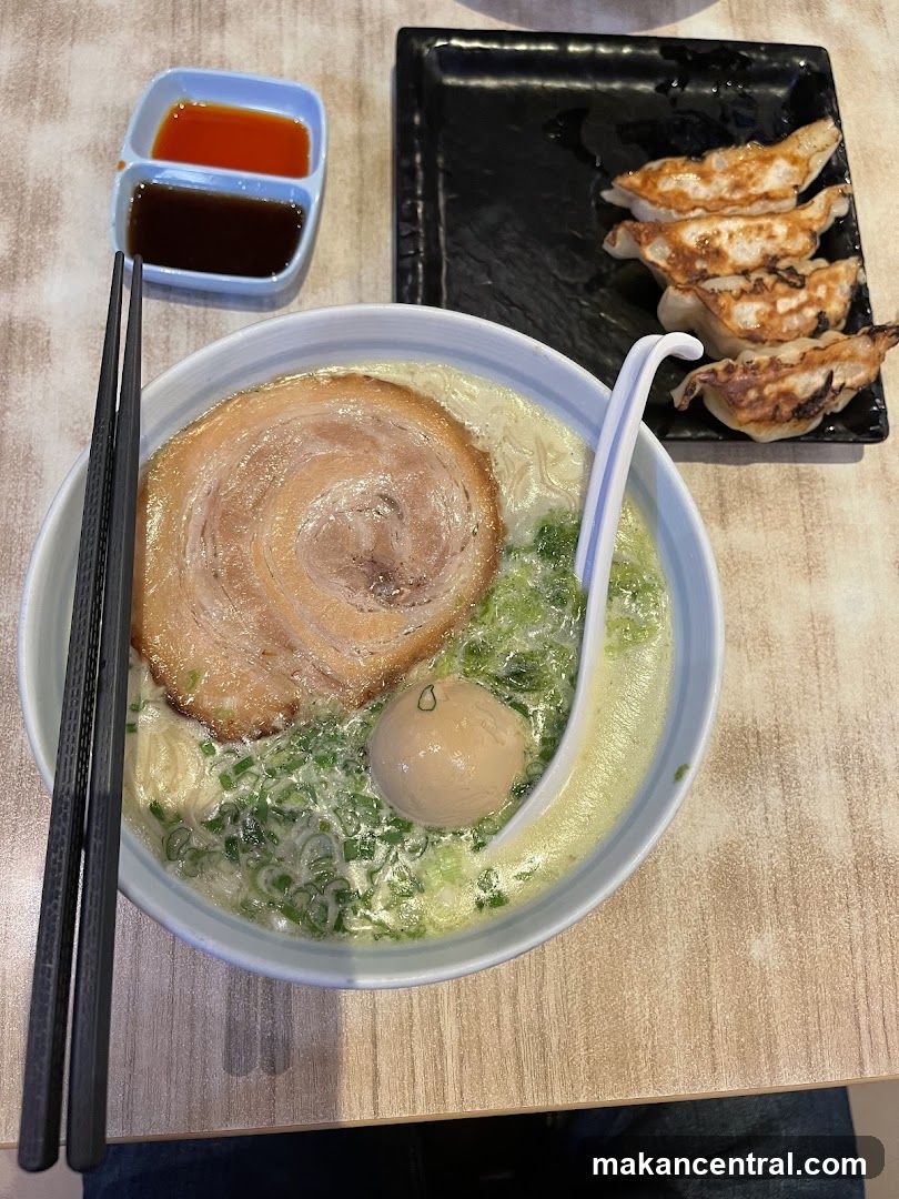Ramen and Gyoza Set
