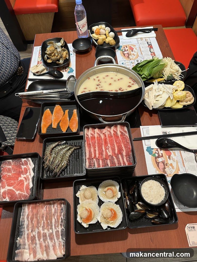 Hot Pot Dining Table