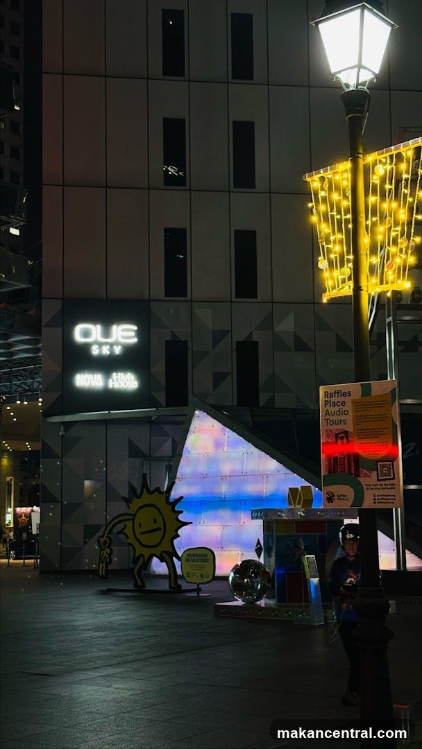 OUE SKY Level 1 Bar