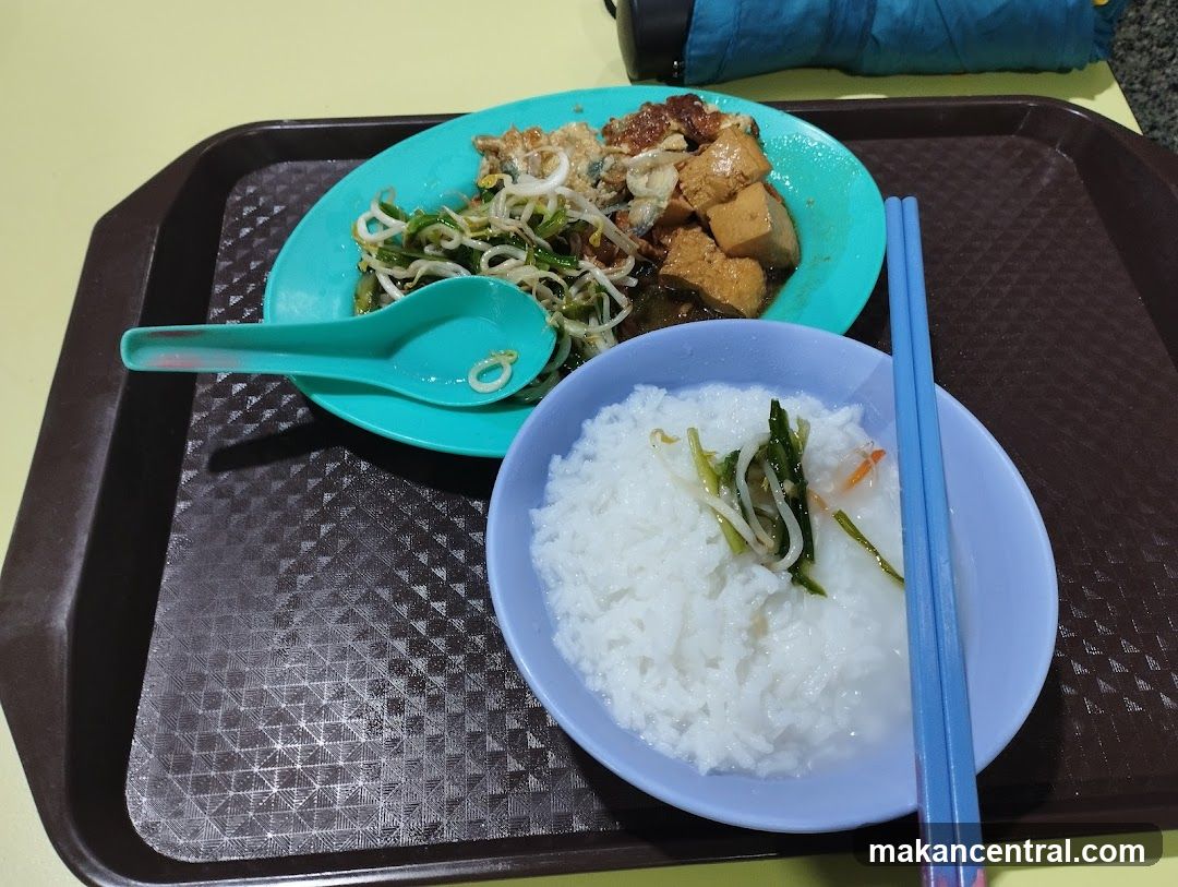 Food on tray