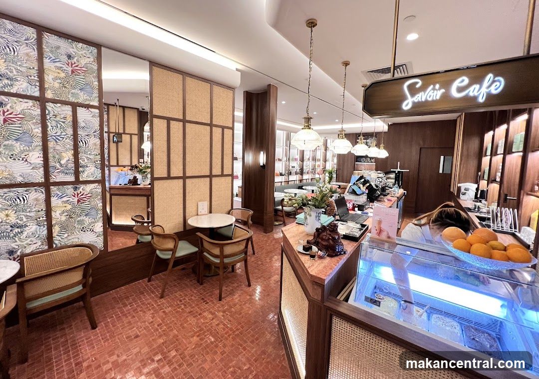 Savoir Cafe Interior