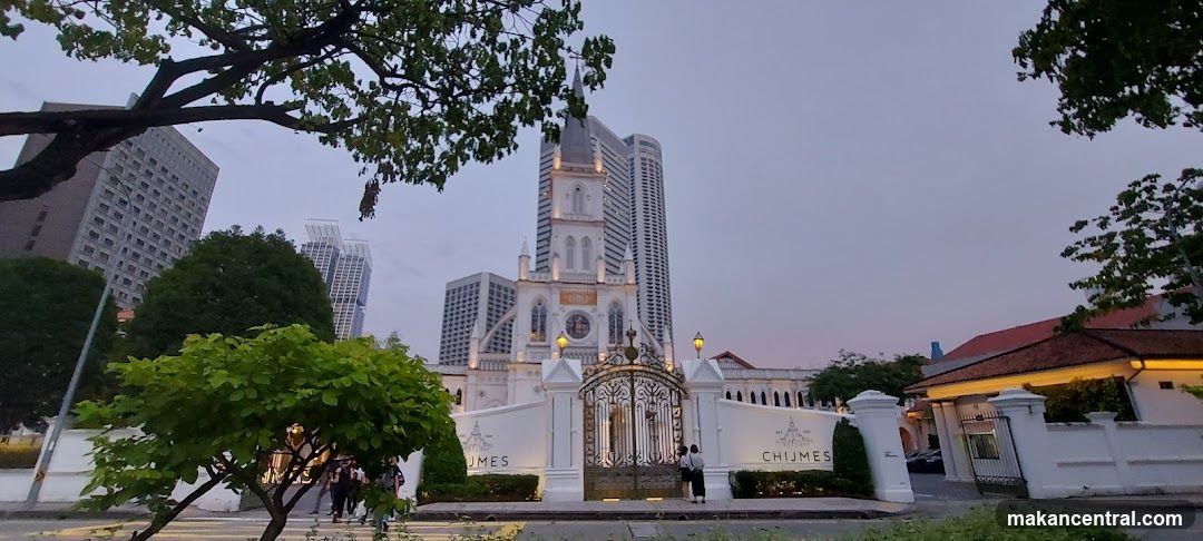 Chijmes Entrance