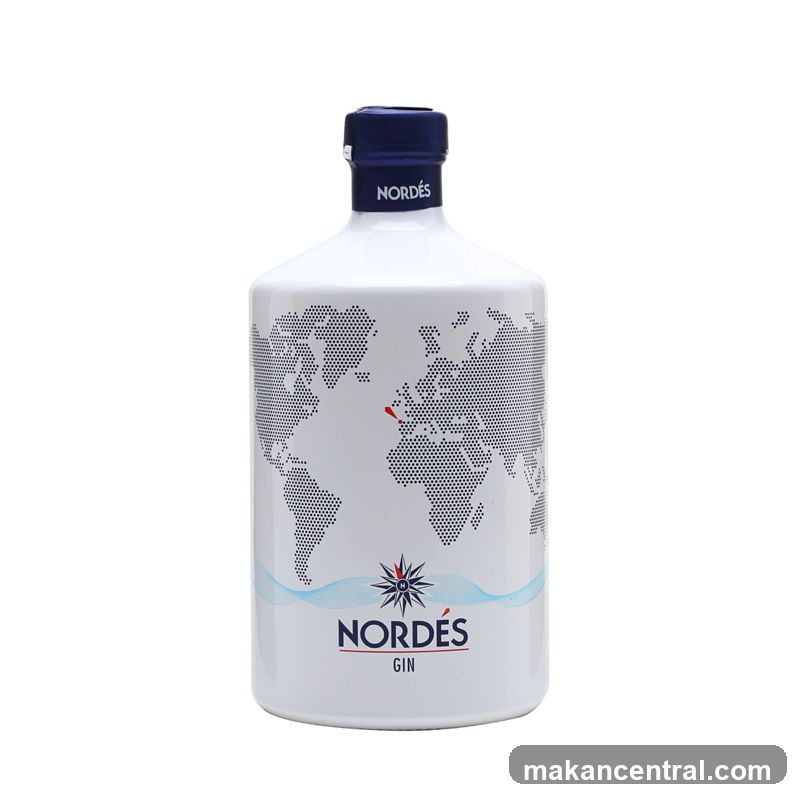 NORDÉS Gin Bottle