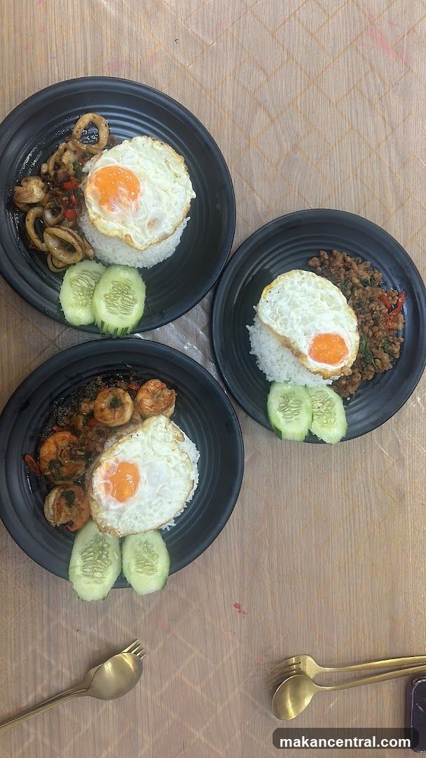 Food served on black plates