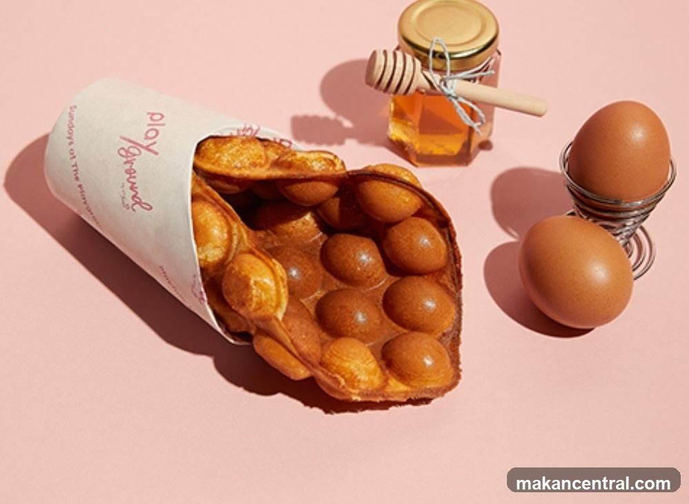 Bubble Waffle with Honey and Eggs