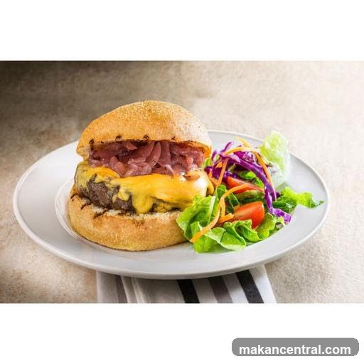 Cheeseburger with Salad