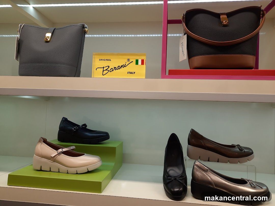 Barani Italy Handbags and Shoes Display
