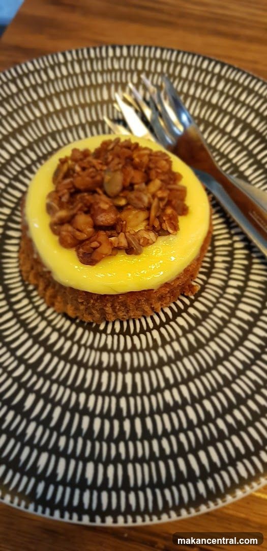 Lemon Tart with Granola