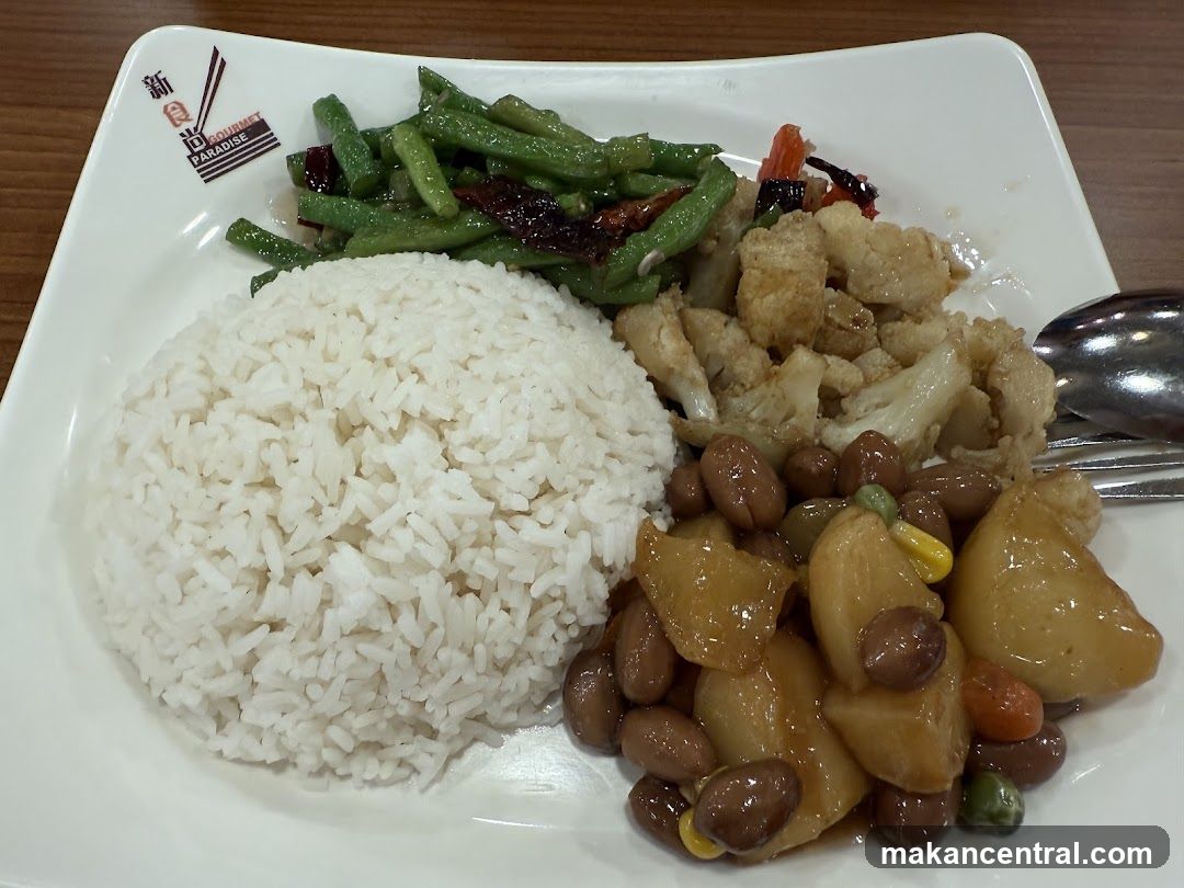 Rice with Stir-fried Vegetables and Cauliflower