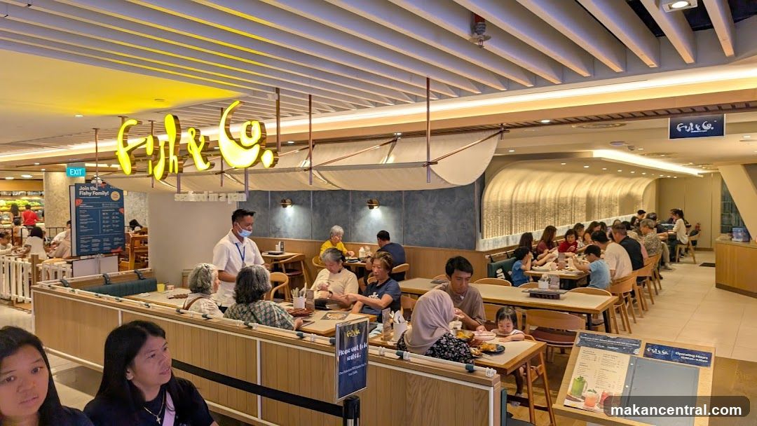 Fiji & Co. Restaurant Interior