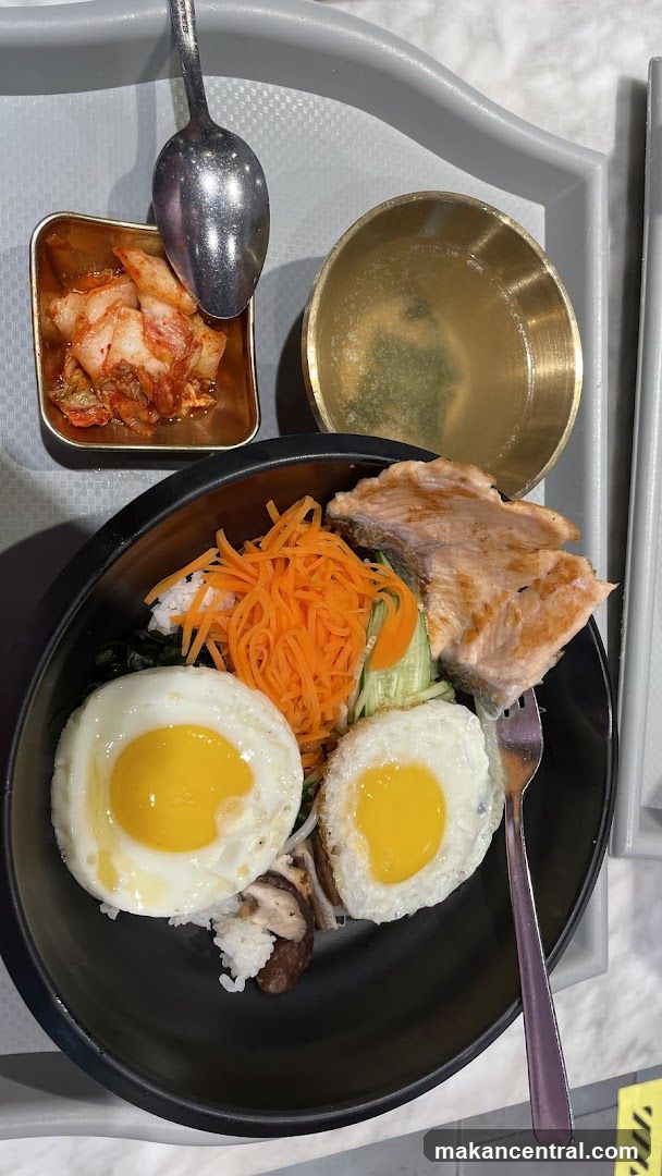 Salmon Bibimbap with Kimchi
