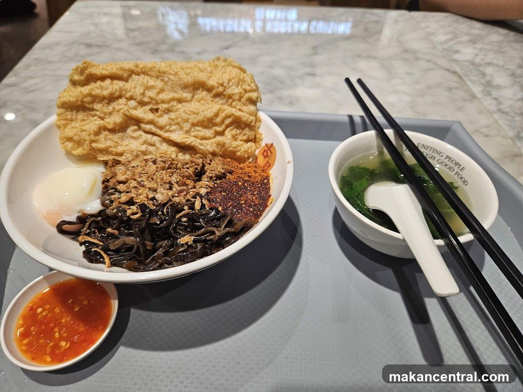 Noodles with Toppings