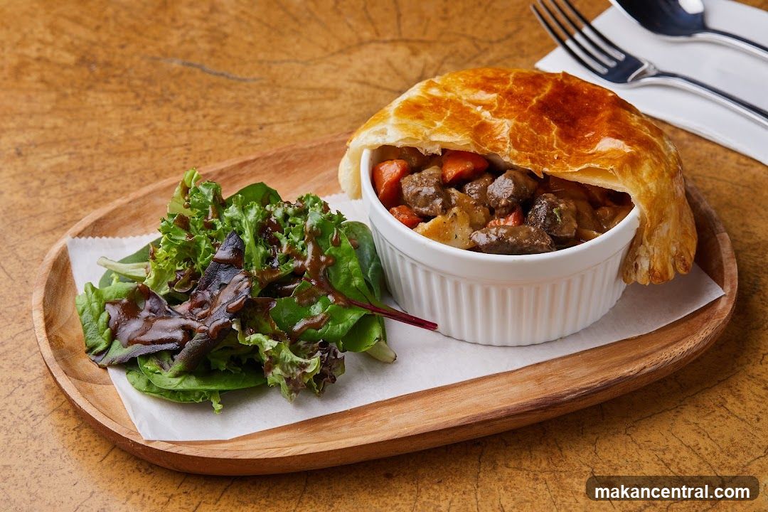 Beef Pot Pie with Salad