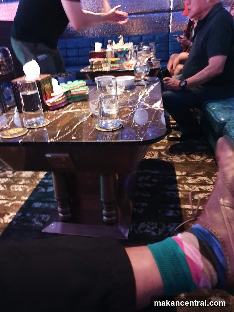 People at a table with drinks
