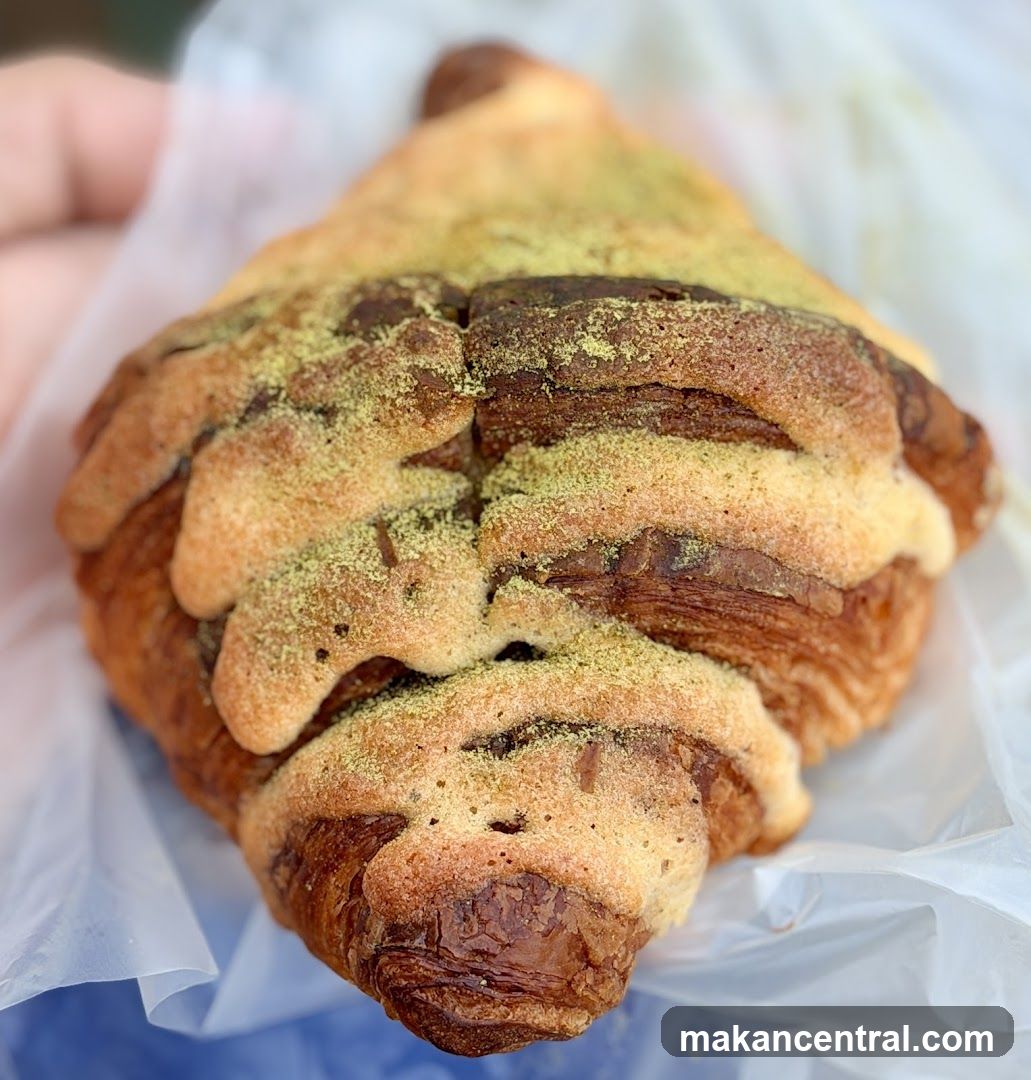 Matcha Croissant