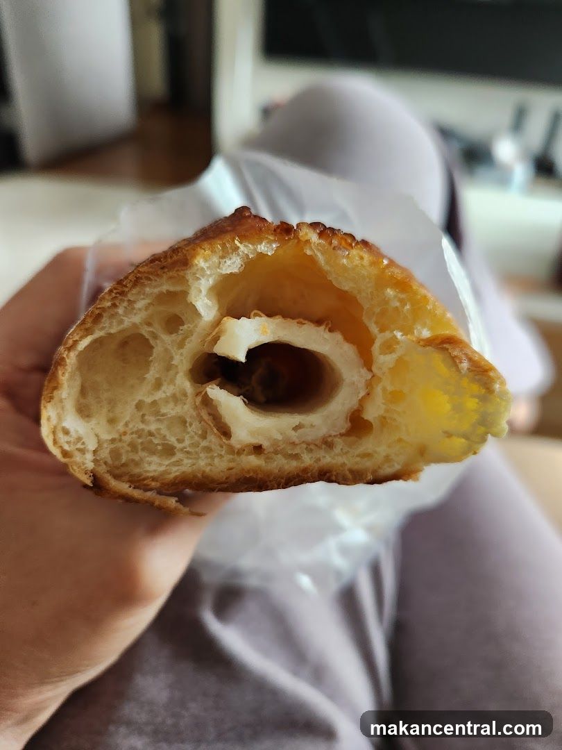 Croissant with filling