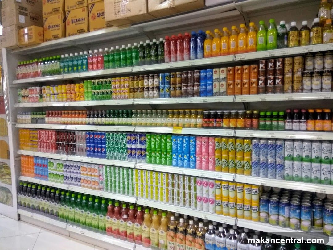 Beverage aisle in a supermarket