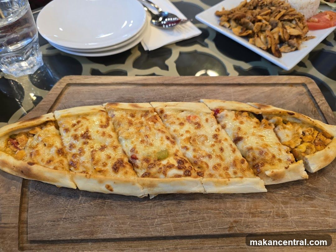 Pide with Chicken and Cheese