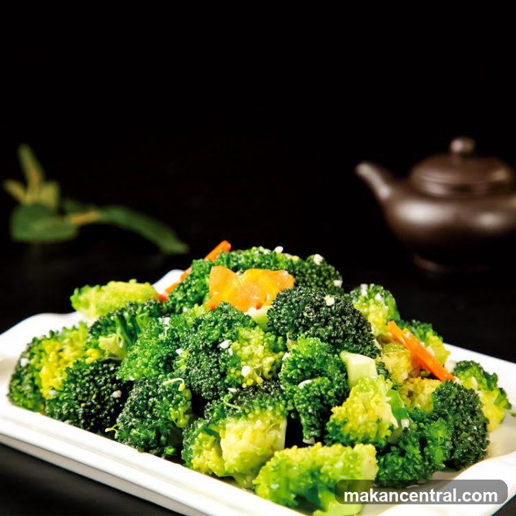 Steamed Broccoli with Carrots