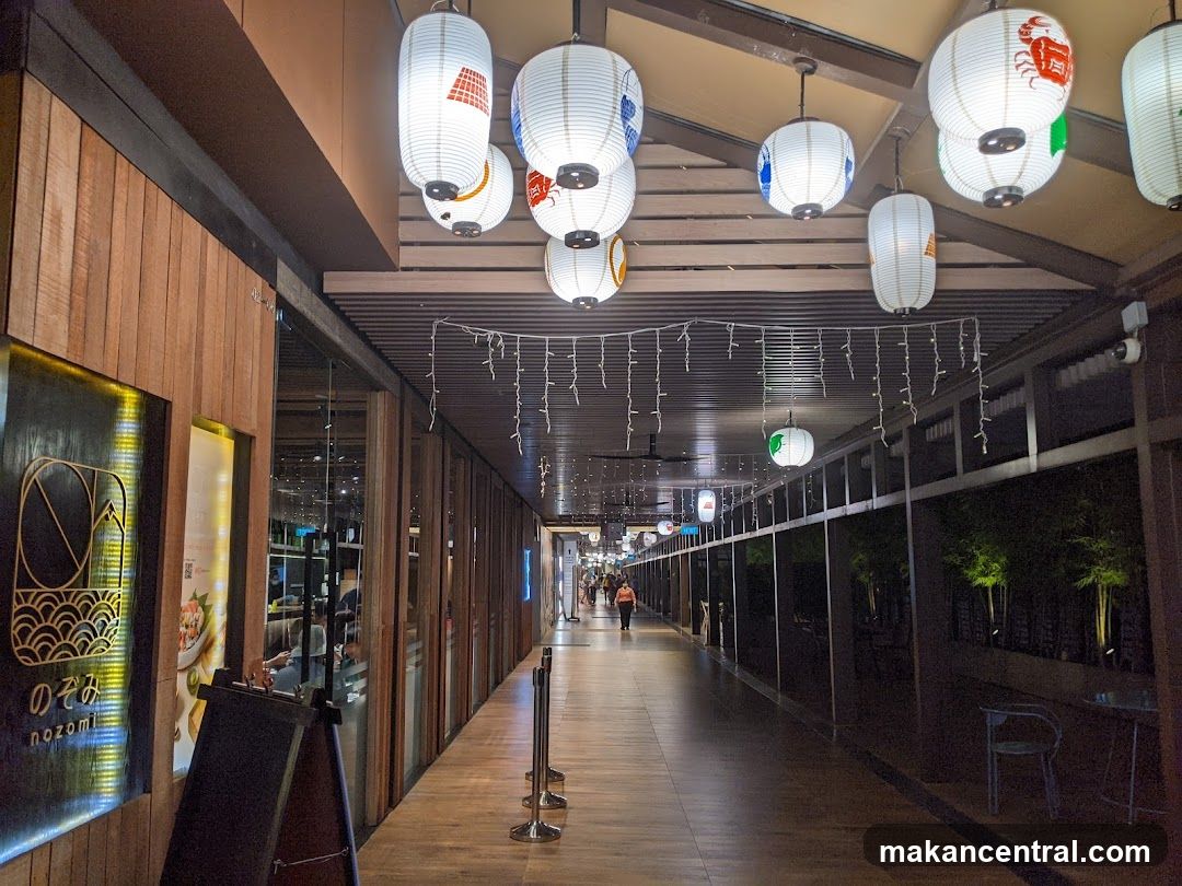 Japanese Restaurant Corridor