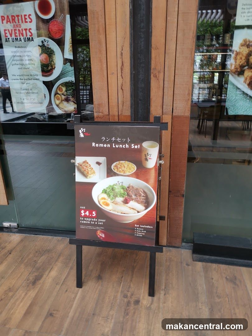 Ramen Lunch Set Advertisement