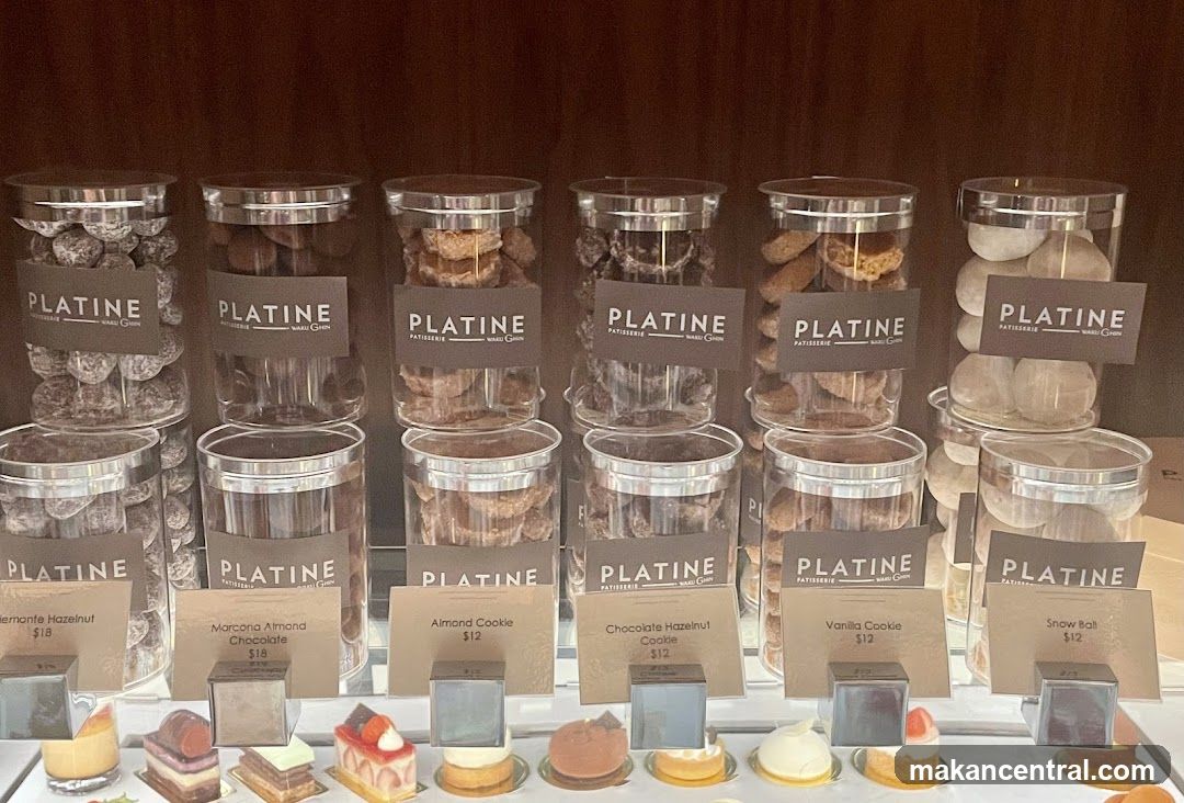 Patisserie Display