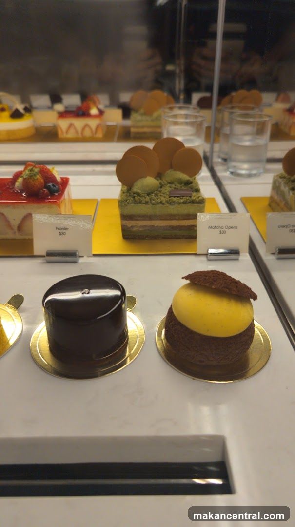 Dessert Display