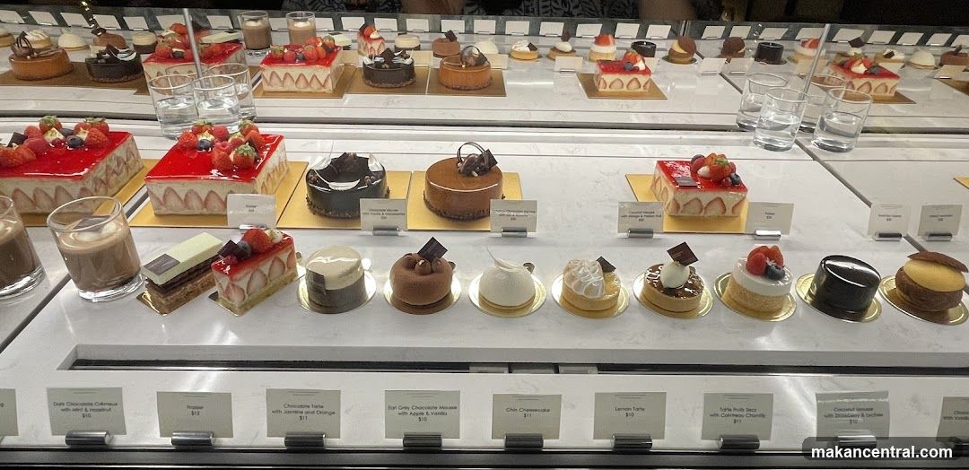 Dessert Display