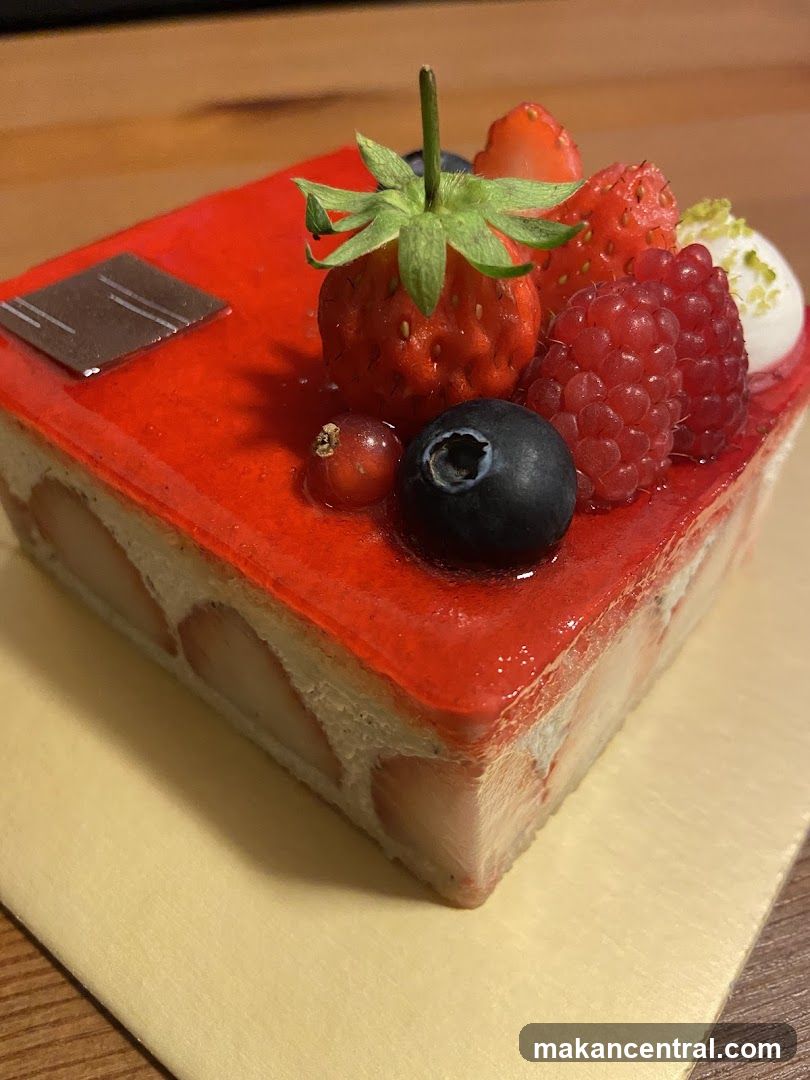 Strawberry and Berry Cake