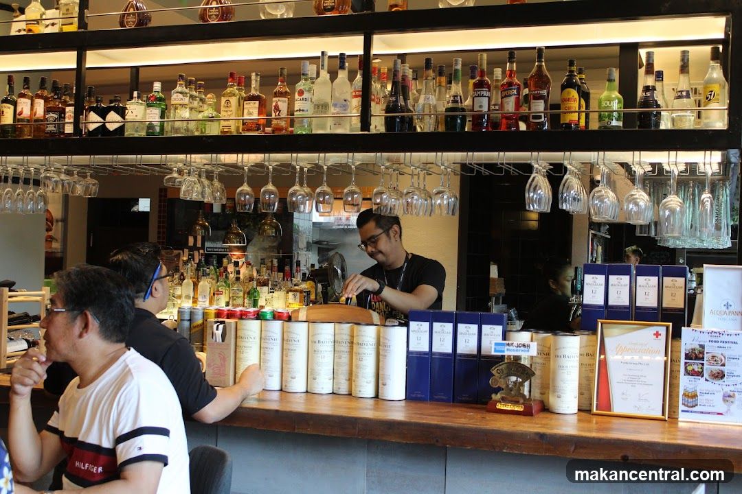 ERWIN'S Gastrobar