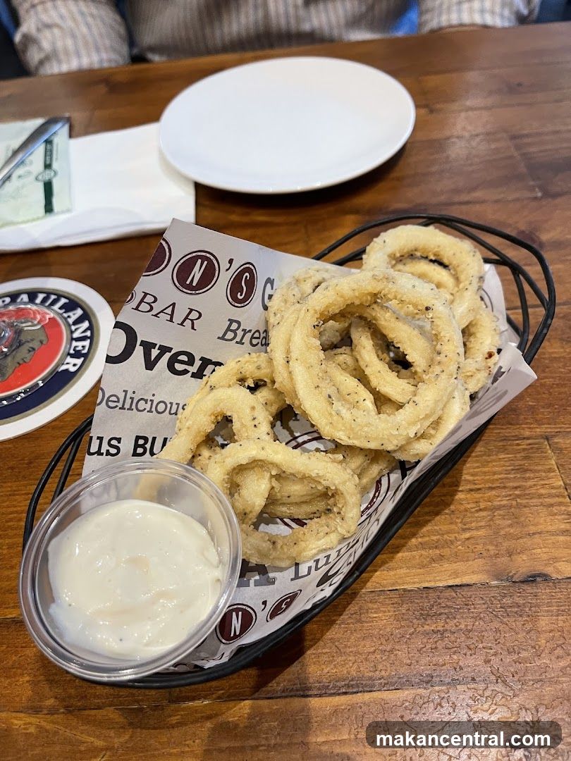 Fried Calamari with Dip