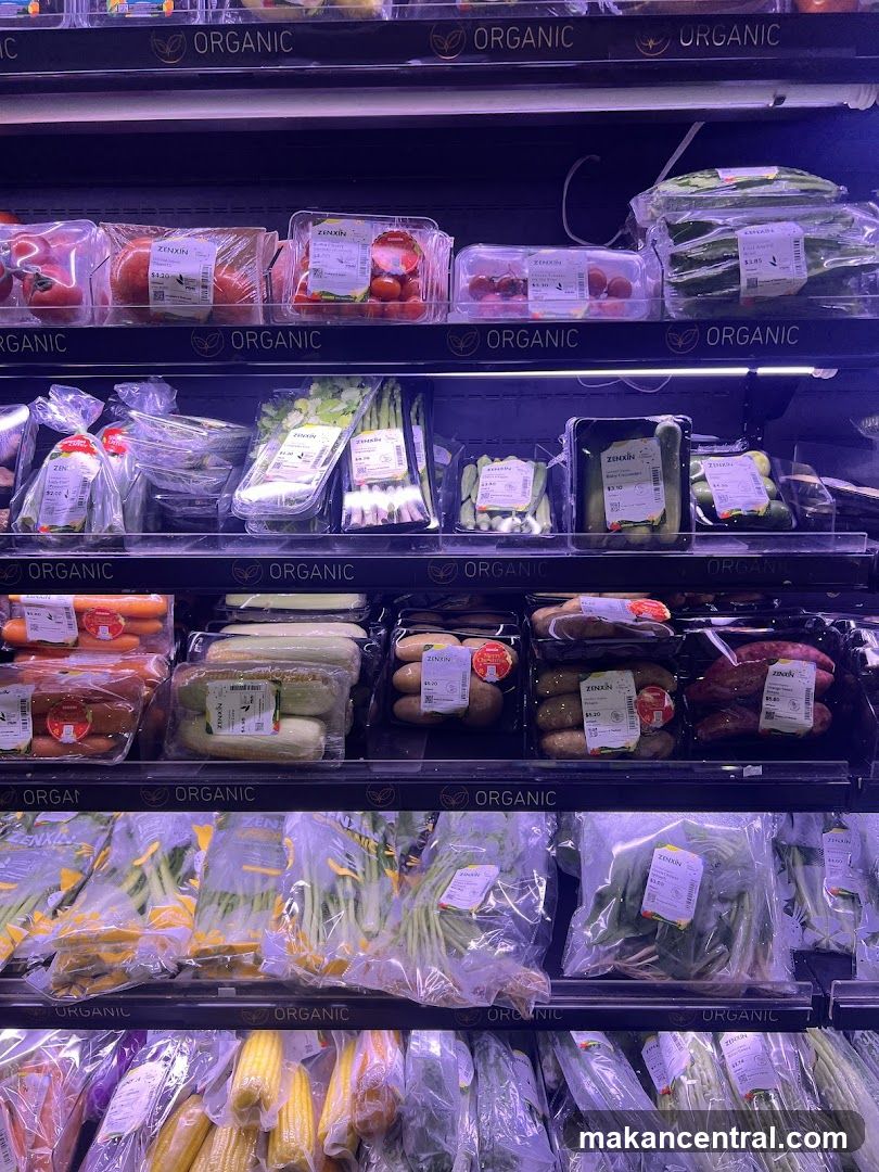 Organic Produce Display
