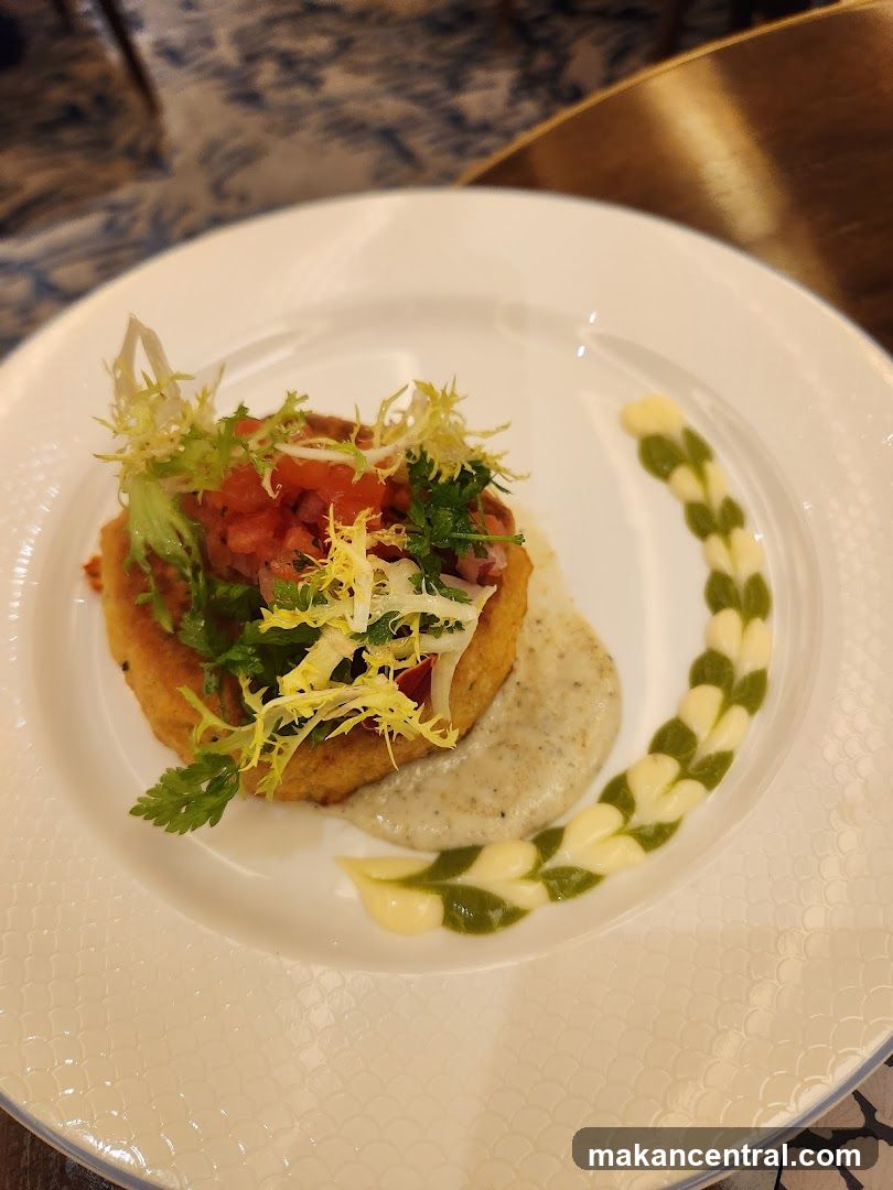 Crab Cake with Salsa and Aioli