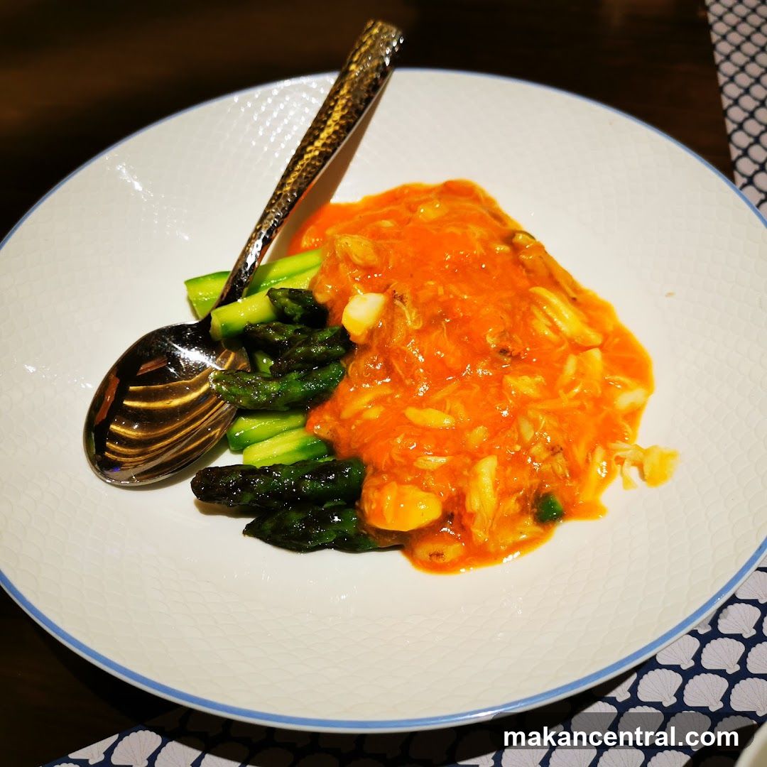 Crab Meat with Asparagus